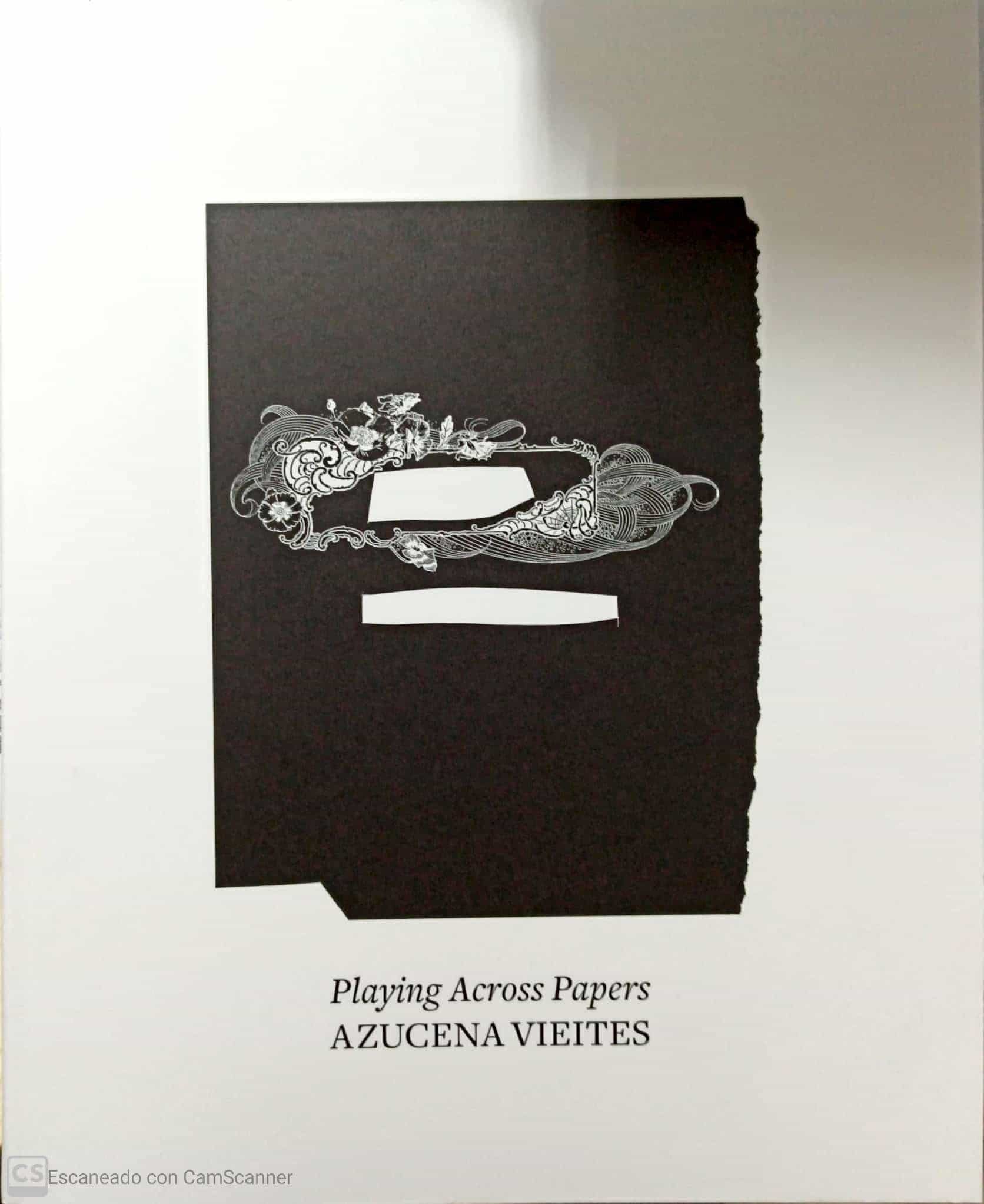 Portada del Libro Azucena Vieites. Playing Across Papers de Mariano Mayer Cabral - 9788445138571