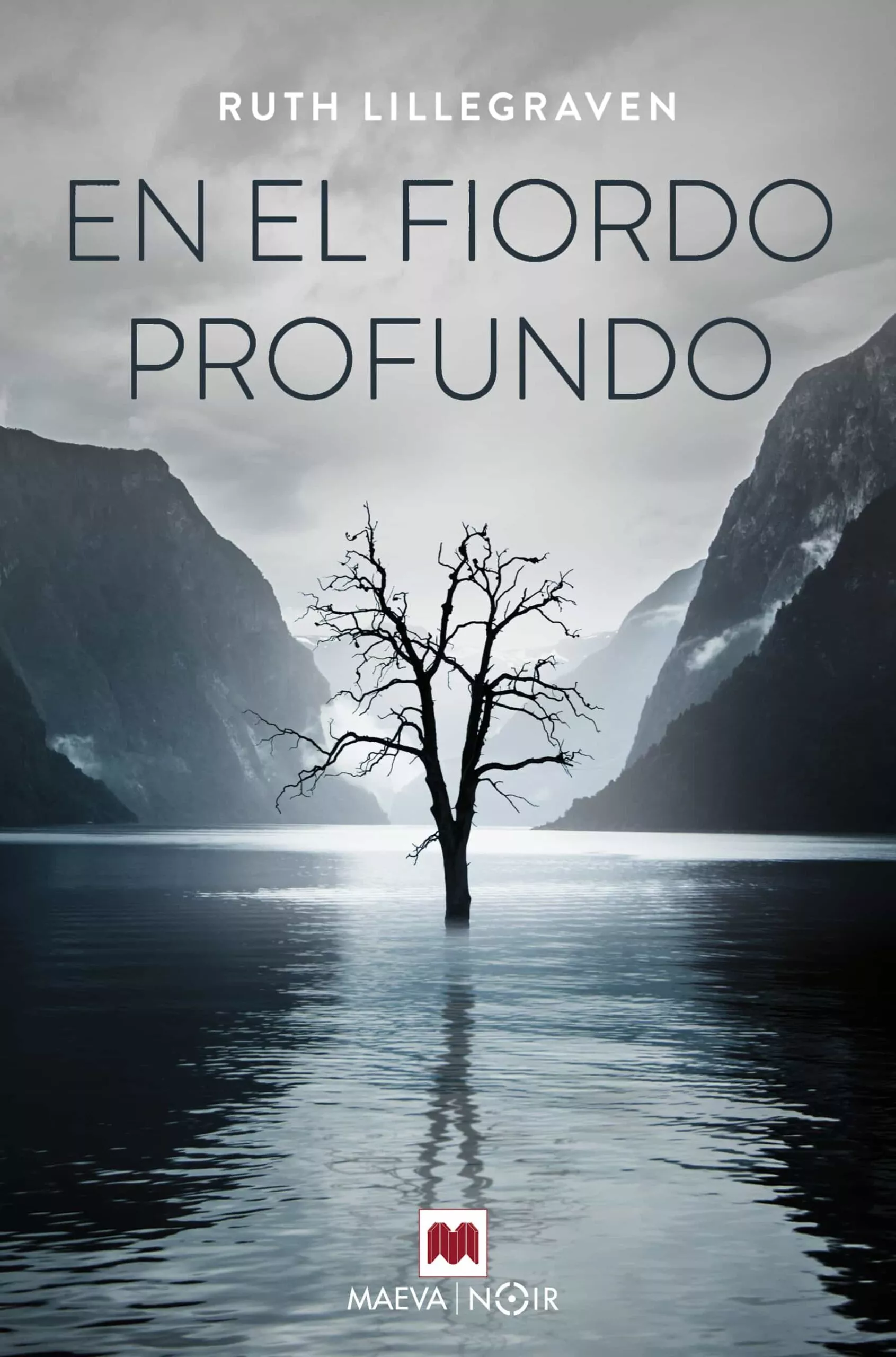 Portada del Libro En El Fiordo Profundo (Serie Clara Lofthus 1) de Ruth Lillegraven - 9788417708405