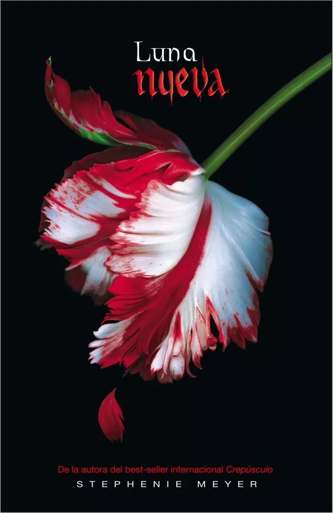 Portada del Libro Luna Nueva de Stephenie Meyer - 9788420471136