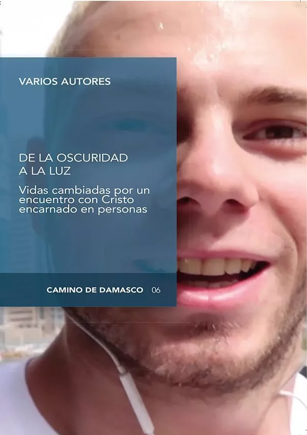 Portada del Libro De La Oscuridad A La Luz de Vv.Aa. - 9788412031508